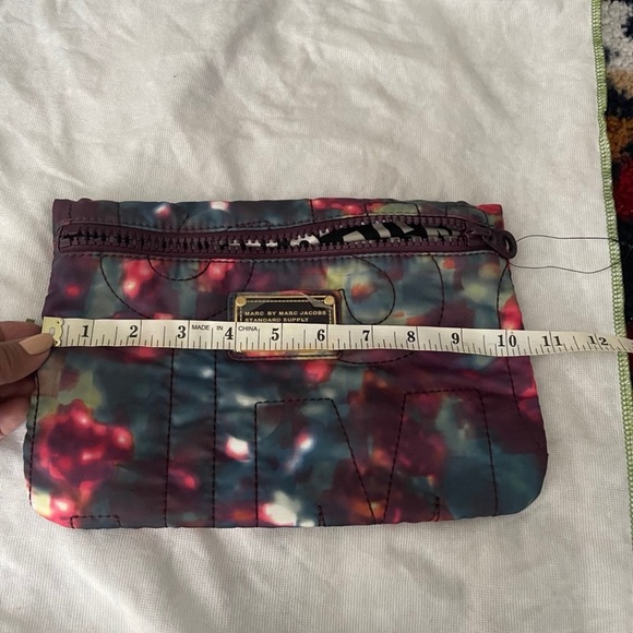 Colorful Lettered Pouch - Picture 3 of 6